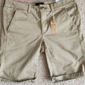 American Eagle Outfitters Tan Bermuda Shorts Casual Cotton Blend Size 6